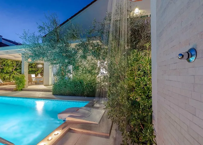 After * マンドレ